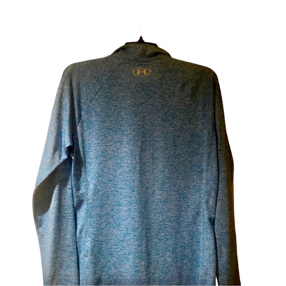 Under Armour ladies shirt - Picture 3 of 4